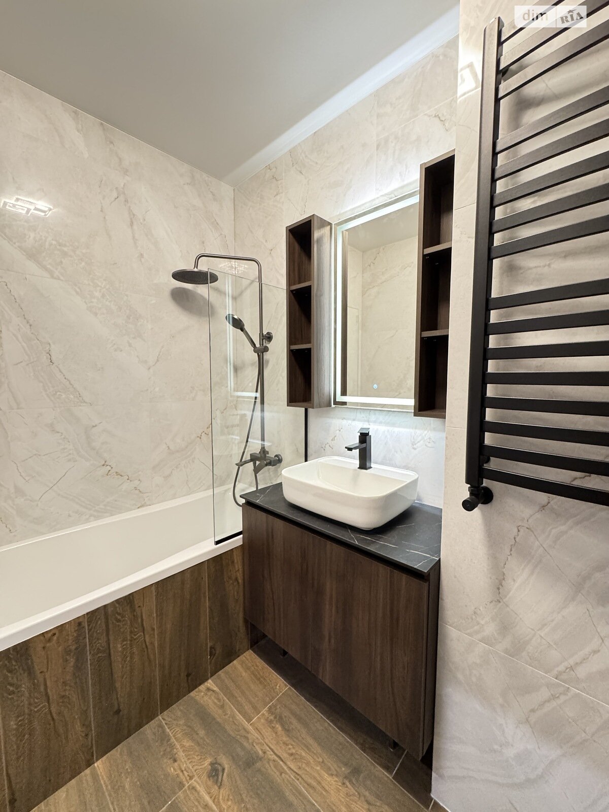 Продажа двухкомнатной квартиры в Тернополе, на ул. Торговица 19, район Центр фото 1 Продажа двухкомнатной квартиры в Тернополе, на ул. Торговица 19, район Центр фото 1