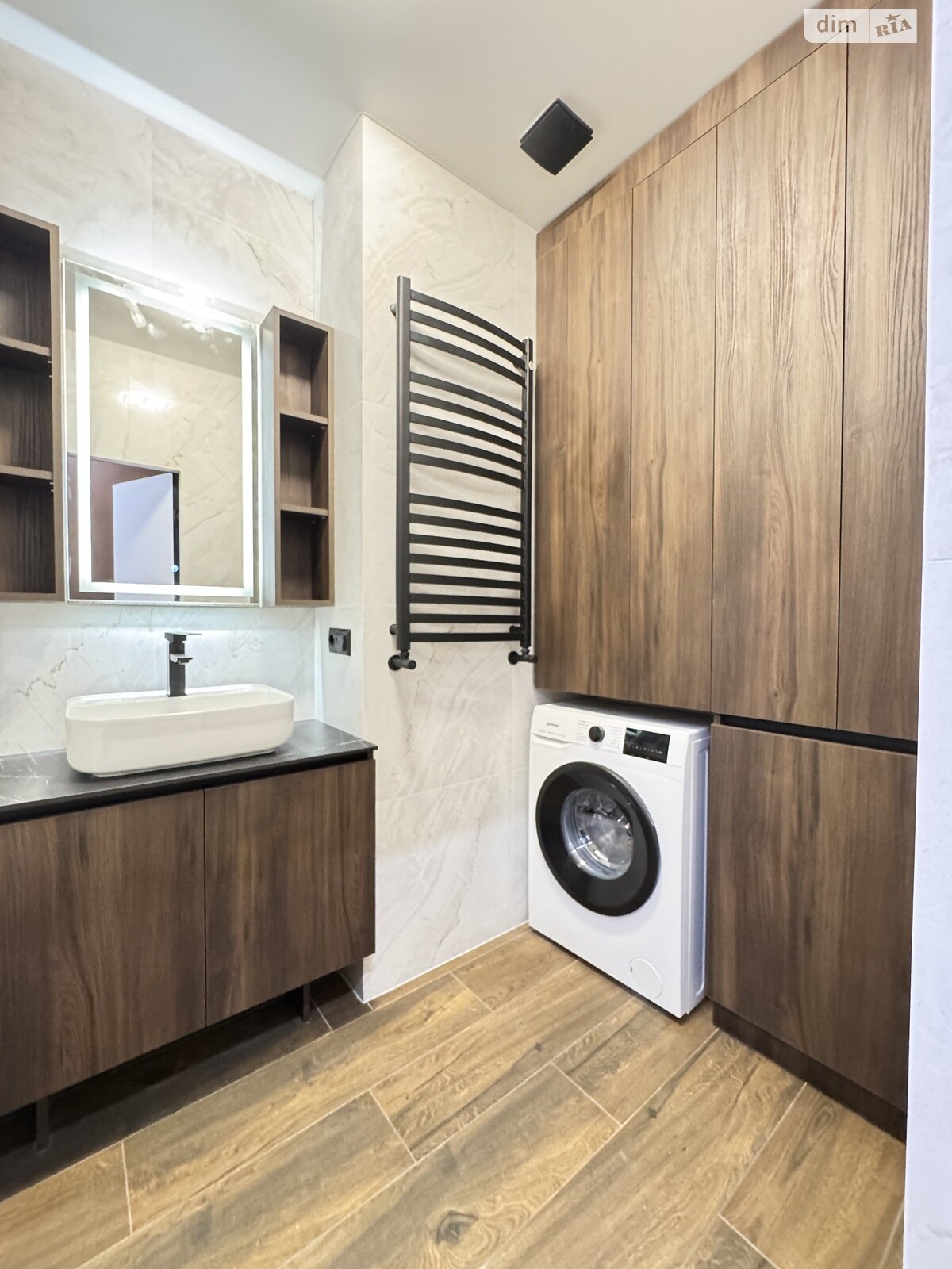 Продажа двухкомнатной квартиры в Тернополе, на ул. Торговица 19, район Центр фото 1 Продажа двухкомнатной квартиры в Тернополе, на ул. Торговица 19, район Центр фото 1