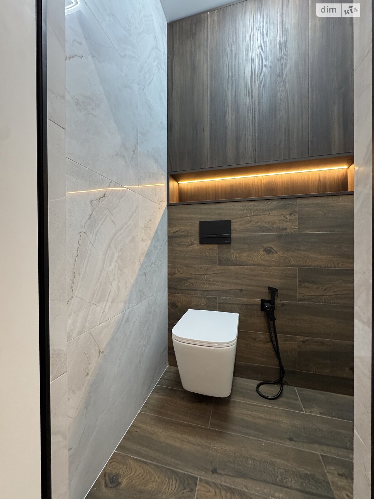 Продажа двухкомнатной квартиры в Тернополе, на ул. Торговица 19, район Центр фото 1 Продажа двухкомнатной квартиры в Тернополе, на ул. Торговица 19, район Центр фото 1