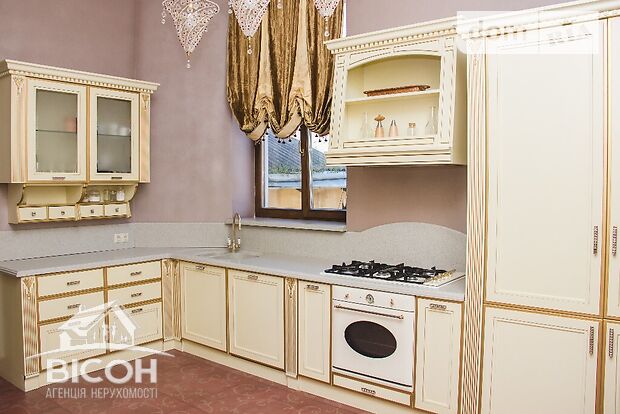 Продаж трикімнатної квартири в Тернополі, на вул. Валова 3, район Центр фото 1 Продаж трикімнатної квартири в Тернополі, на вул. Валова 3, район Центр фото 1