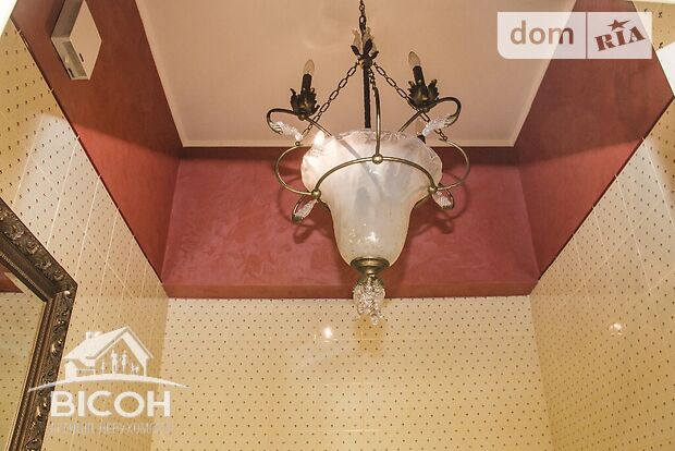 Продаж трикімнатної квартири в Тернополі, на вул. Валова 3, район Центр фото 1 Продаж трикімнатної квартири в Тернополі, на вул. Валова 3, район Центр фото 1