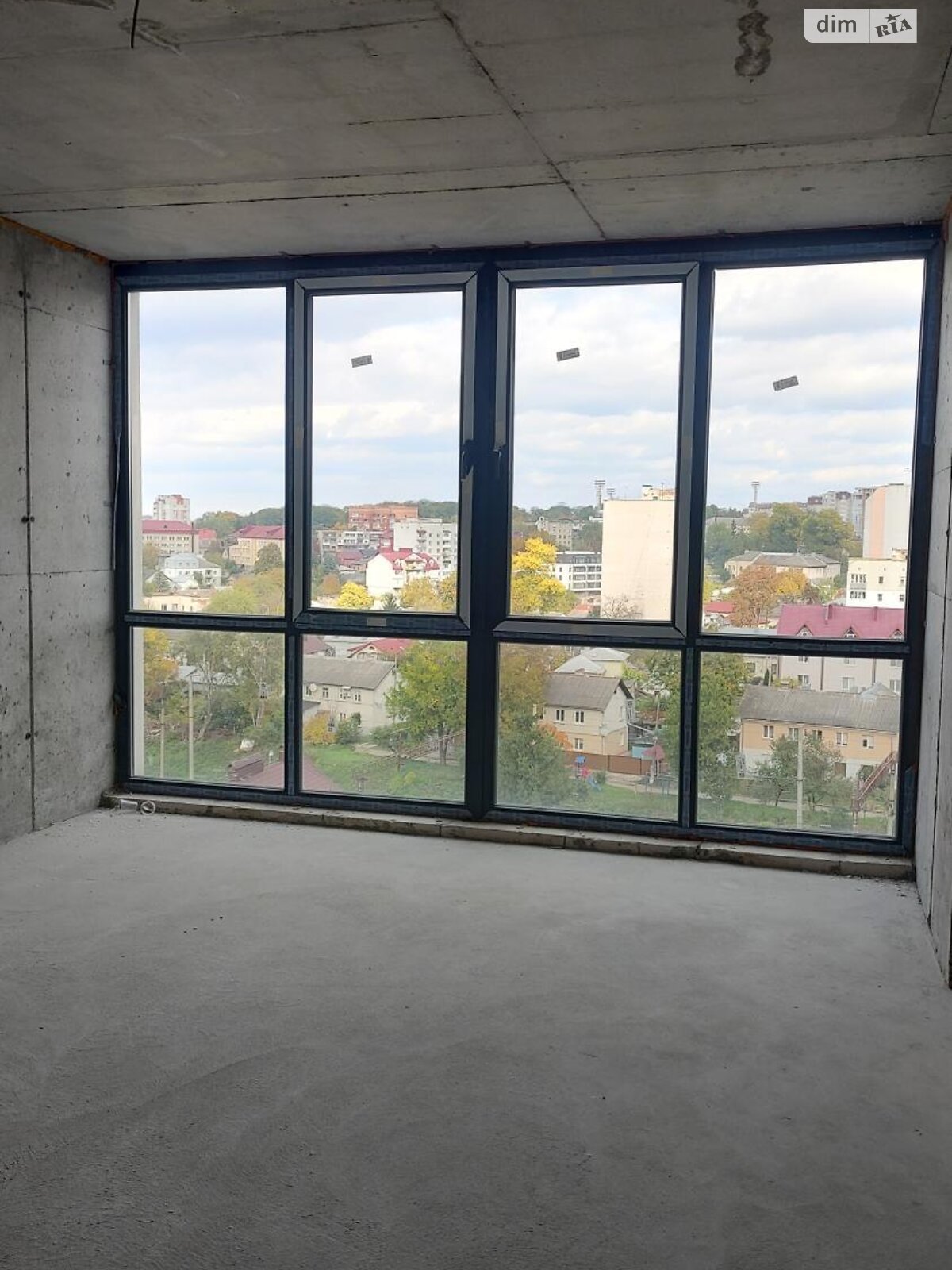 Продажа однокомнатной квартиры в Тернополе, на ул. Замонастырская, район Центр фото 1 Продажа однокомнатной квартиры в Тернополе, на ул. Замонастырская, район Центр фото 1