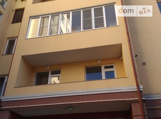 Продажа трехкомнатной квартиры в Тернополе, район Центр фото 1 Продажа трехкомнатной квартиры в Тернополе, район Центр фото 1