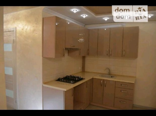 Продажа трехкомнатной квартиры в Тернополе, район Центр фото 1 Продажа трехкомнатной квартиры в Тернополе, район Центр фото 1