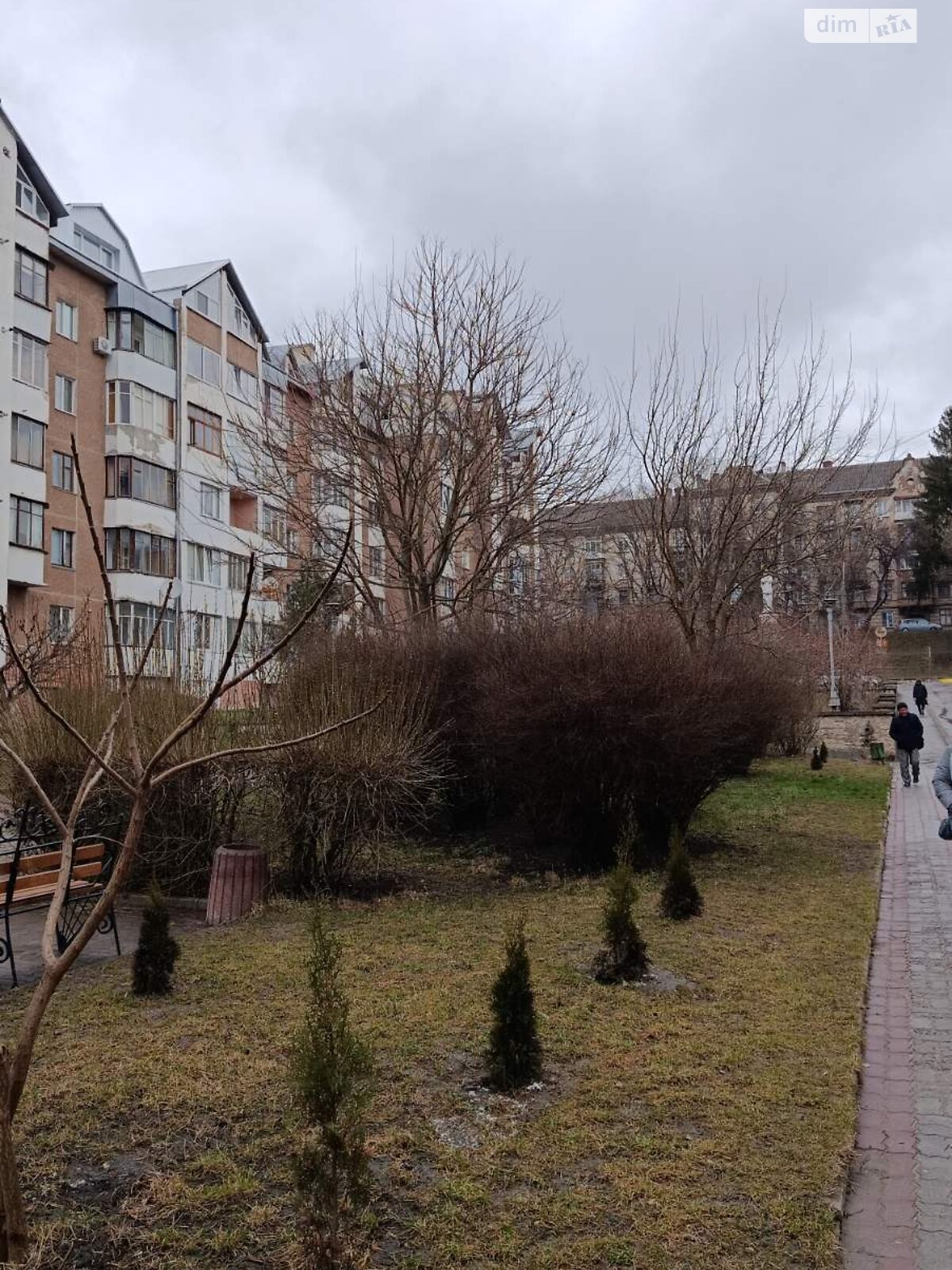 Продажа двухкомнатной квартиры в Тернополе, на ул. Острожского Князя, район Центр фото 1 Продажа двухкомнатной квартиры в Тернополе, на ул. Острожского Князя, район Центр фото 1