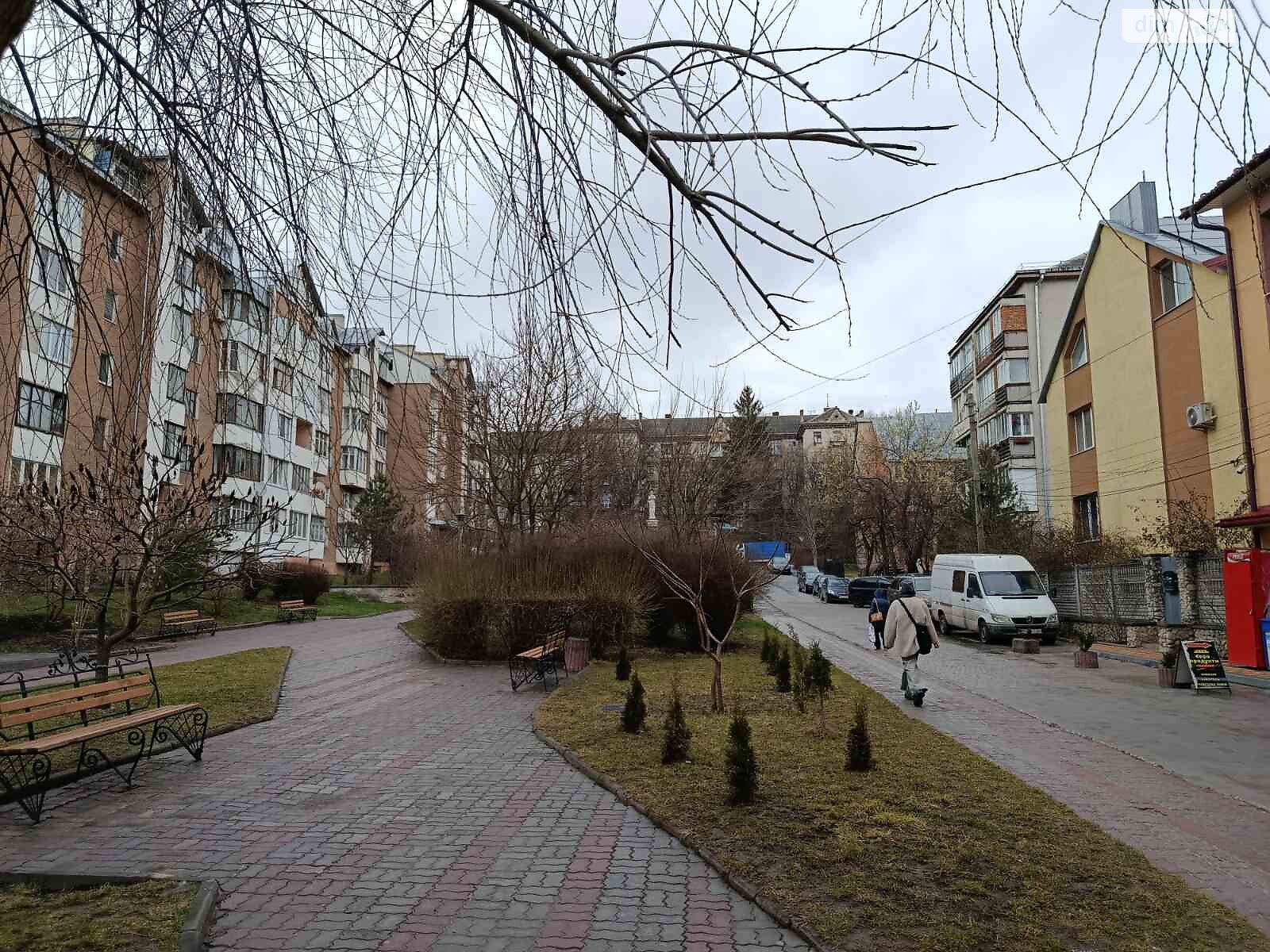 Продажа двухкомнатной квартиры в Тернополе, на ул. Острожского Князя, район Центр фото 1 Продажа двухкомнатной квартиры в Тернополе, на ул. Острожского Князя, район Центр фото 1