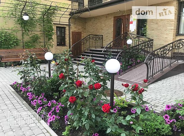Продажа квартиры, 4 ком., Тернополь, р‑н. Центр, Бандери , дом 36 Продажа квартиры, 4 ком., Тернополь, р‑н. Центр, Бандери , дом 36
