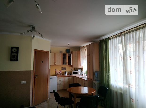 Продажа двухкомнатной квартиры в Тернополе, район Центр фото 1 Продажа двухкомнатной квартиры в Тернополе, район Центр фото 1