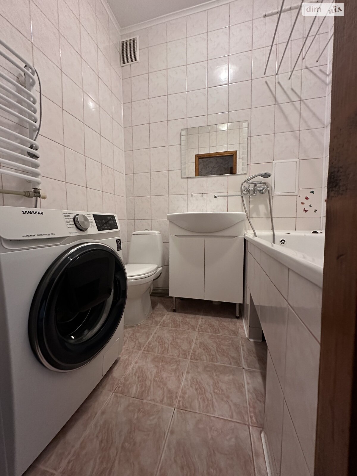 Продаж двокімнатної квартири в Тернополі, на вул. Новий Світ 95, район Циганська Гора фото 1 Продаж двокімнатної квартири в Тернополі, на вул. Новий Світ 95, район Циганська Гора фото 1
