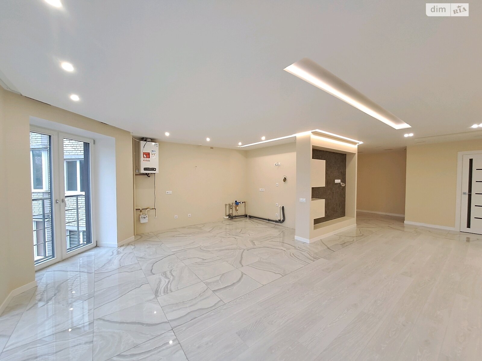 Продажа трехкомнатной квартиры в Тернополе, на ул. Вербицкого Михаила, район Канада фото 1