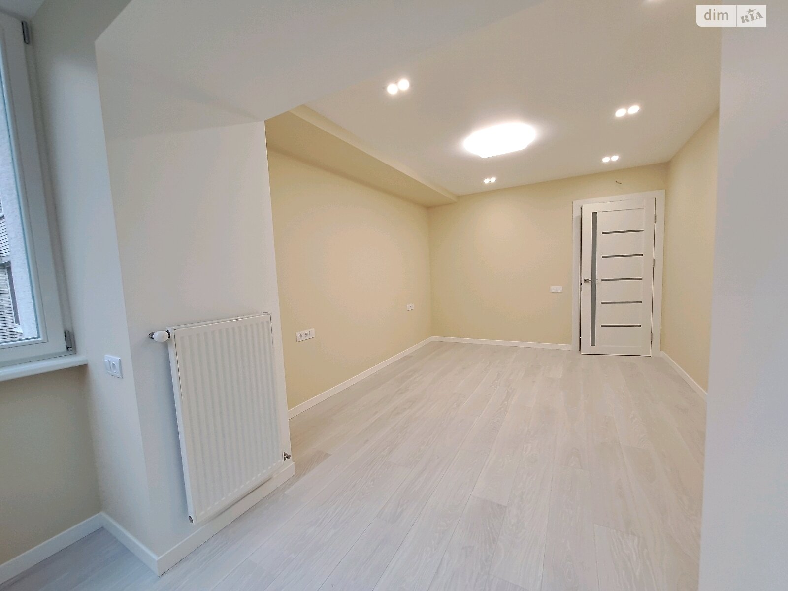 Продажа трехкомнатной квартиры в Тернополе, на ул. Вербицкого Михаила, район Канада фото 1