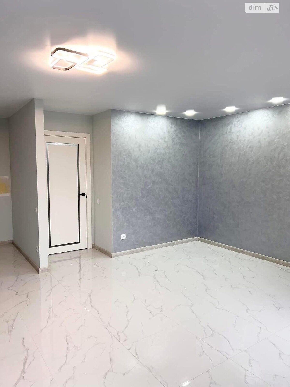 Продаж двокімнатної квартири в Тернополі, на вул. Вербицького Михайла 7А, фото 1