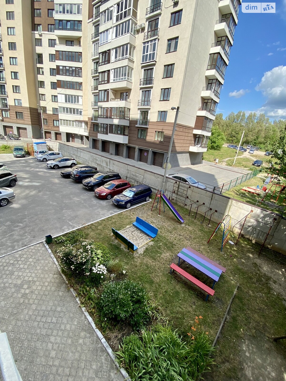 Продажа трехкомнатной квартиры в Тернополе, на ул. 15-го Апреля, район Восточный фото 1 Продажа трехкомнатной квартиры в Тернополе, на ул. 15-го Апреля, район Восточный фото 1