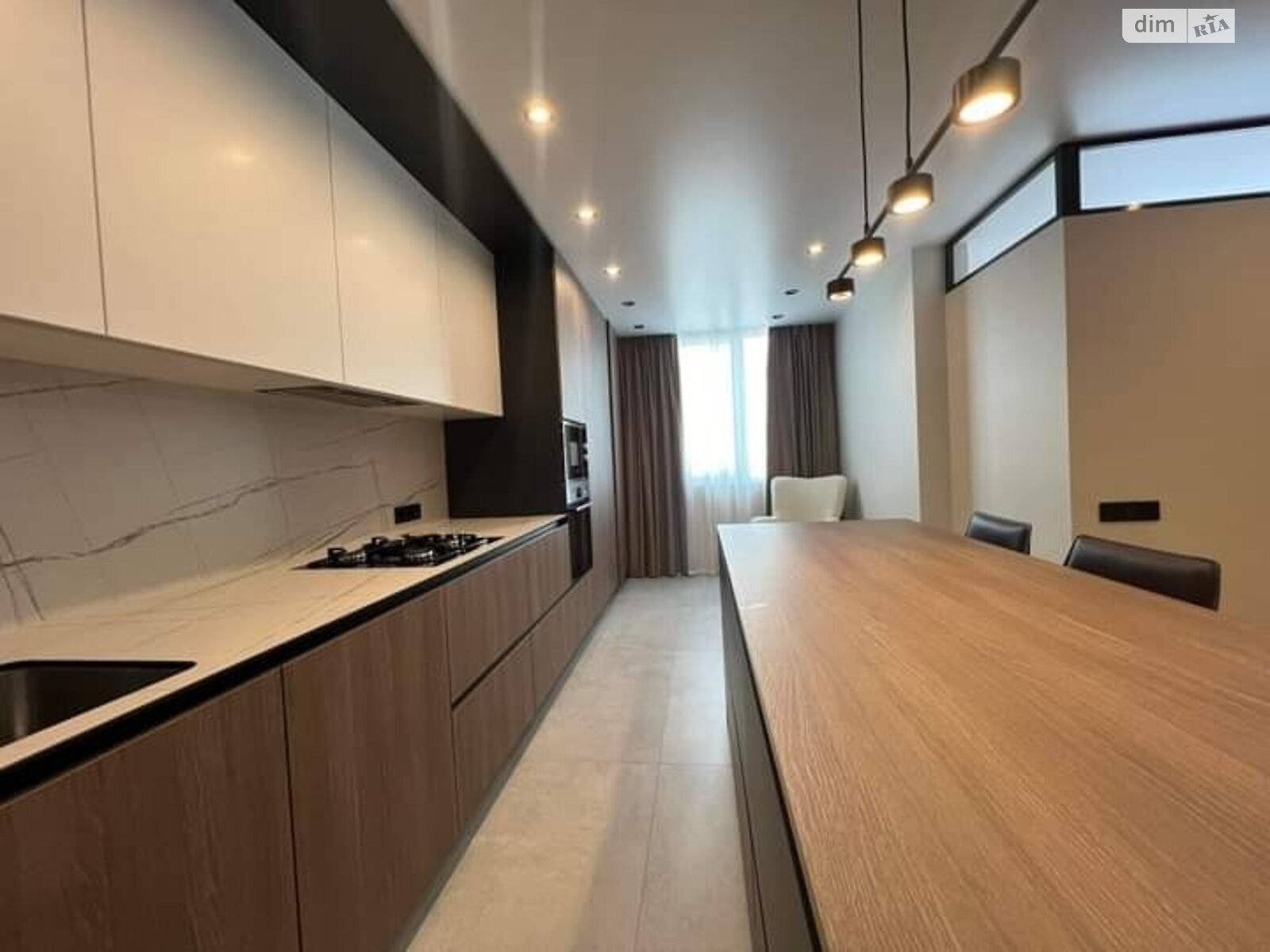 Продажа трехкомнатной квартиры в Тернополе, на просп. Бандеры Степана 36, район Восточный фото 1 Продажа трехкомнатной квартиры в Тернополе, на просп. Бандеры Степана 36, район Восточный фото 1
