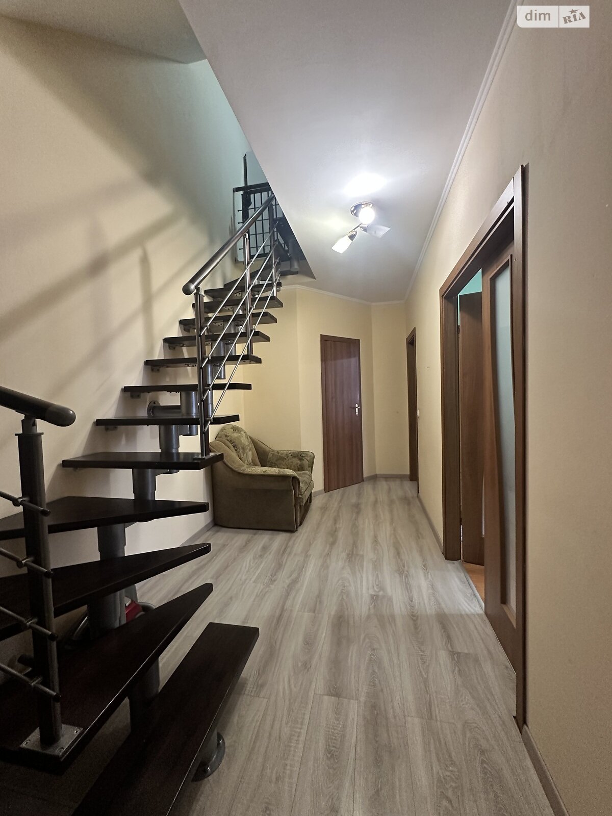 Продаж трикімнатної квартири в Тернополі, на вул. Чайковського, район Східний фото 1