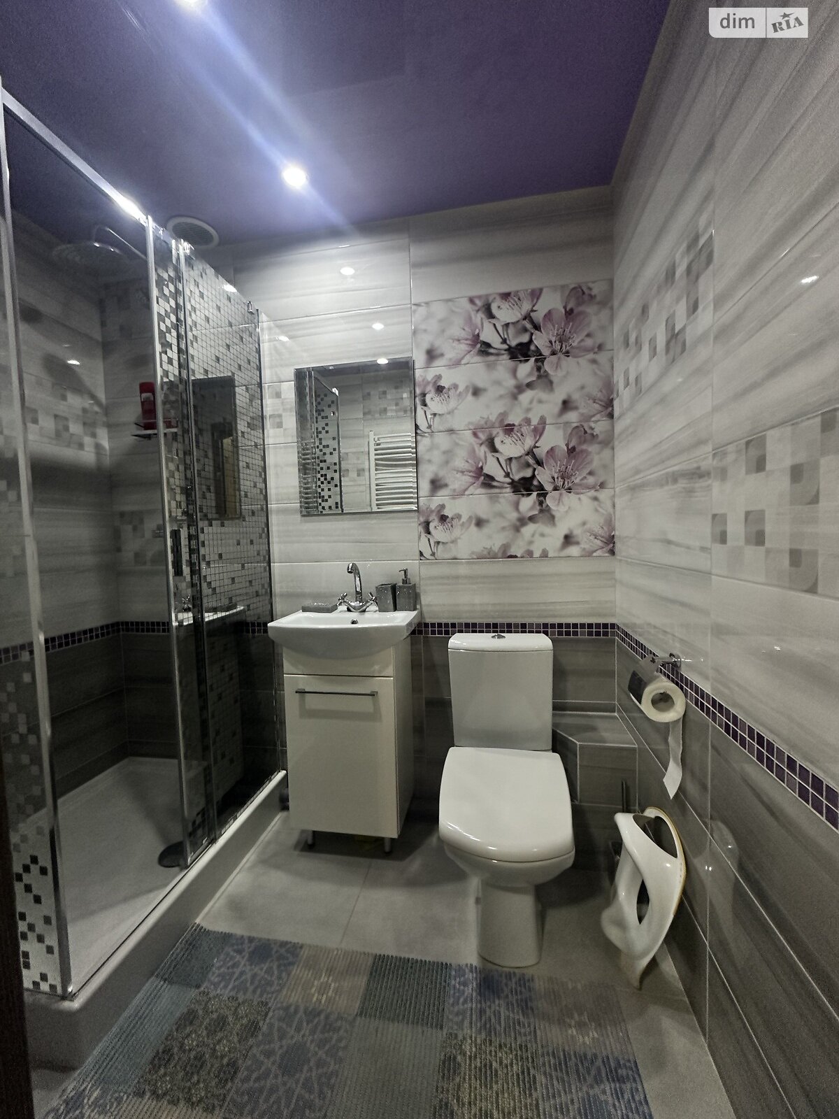 Продаж трикімнатної квартири в Тернополі, на вул. Чайковського, район Східний фото 1