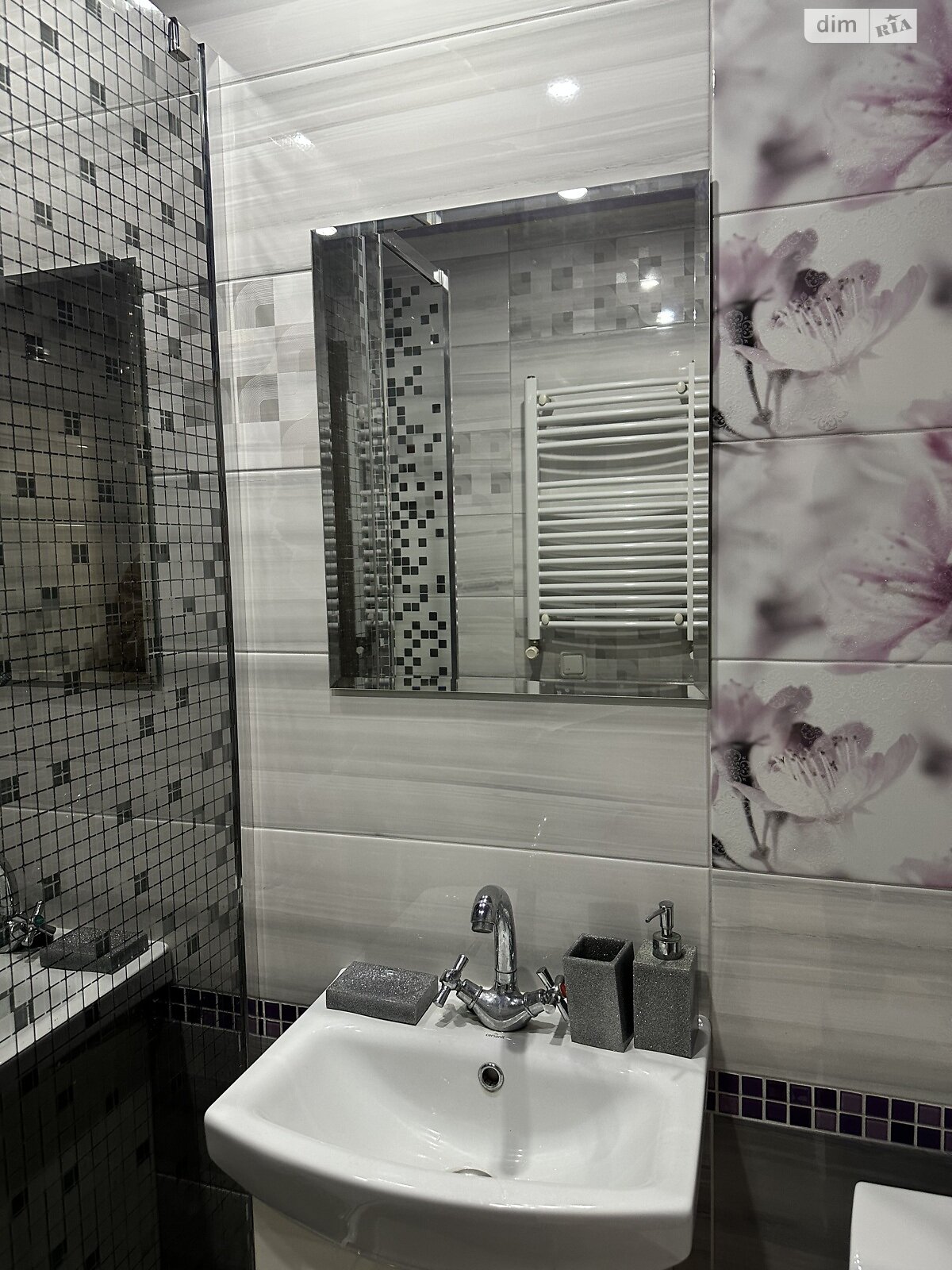 Продаж трикімнатної квартири в Тернополі, на вул. Чайковського, район Східний фото 1