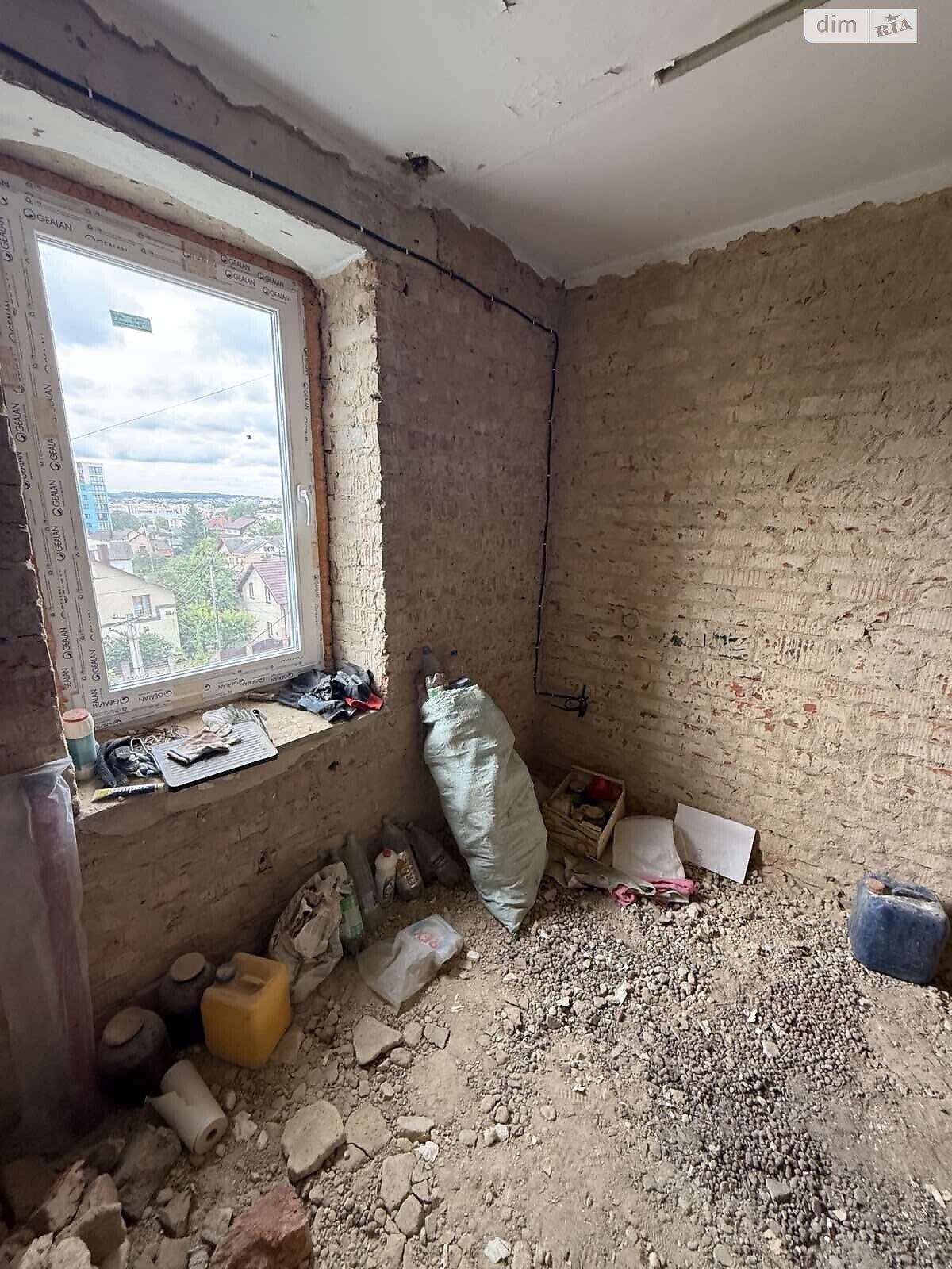 Продажа четырехкомнатной квартиры в Тернополе, на ул. Девичья, район Восточный фото 1