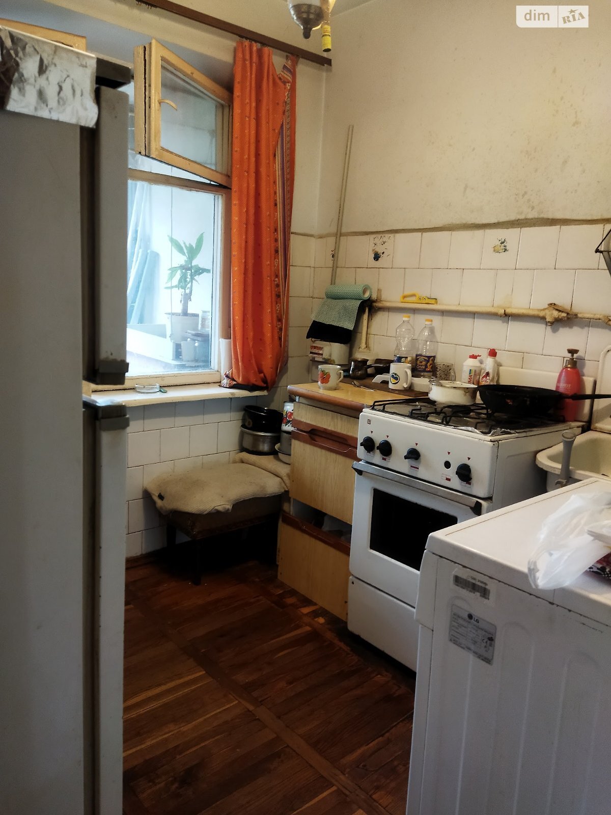Продажа трехкомнатной квартиры в Тернополе, на ул. Довженко Александра, район Восточный фото 1 Продажа трехкомнатной квартиры в Тернополе, на ул. Довженко Александра, район Восточный фото 1