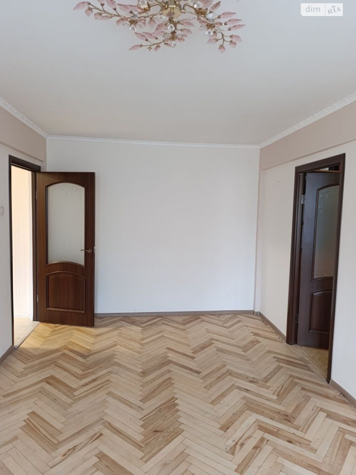 Продаж двокімнатної квартири в Тернополі, на вул. Героїв Крут 1, район Східний фото 1 Продаж двокімнатної квартири в Тернополі, на вул. Героїв Крут 1, район Східний фото 1
