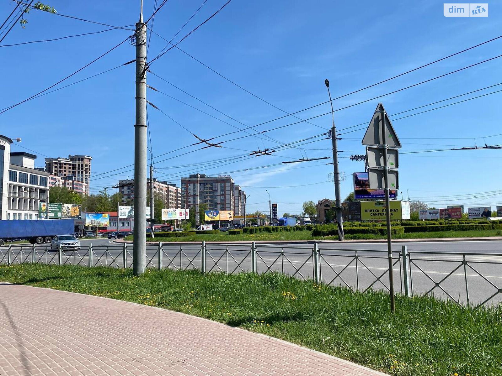 Продаж однокімнатної квартири в Тернополі, на шосе Підволочиське, район Східний фото 1 Продаж однокімнатної квартири в Тернополі, на шосе Підволочиське, район Східний фото 1
