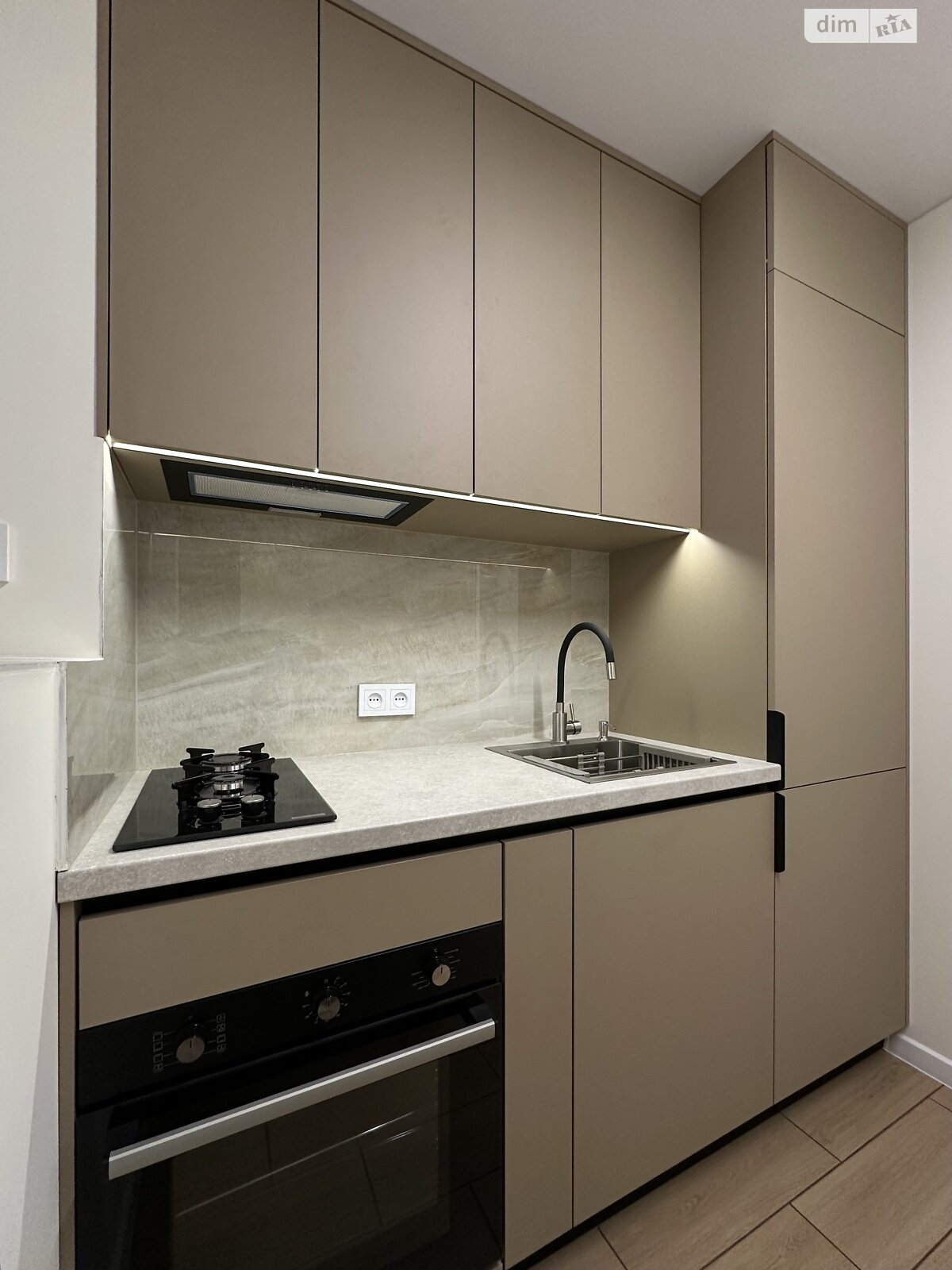 Продаж однокімнатної квартири в Тернополі, на вул. Савури Клима 9, район Східний фото 1 Продаж однокімнатної квартири в Тернополі, на вул. Савури Клима 9, район Східний фото 1