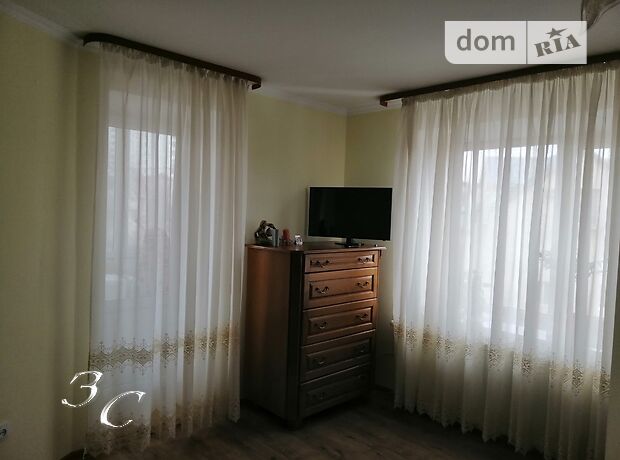 Продаж трикімнатної квартири в Тернополі, на вул. Глибока, район Східний фото 1 Продаж трикімнатної квартири в Тернополі, на вул. Глибока, район Східний фото 1