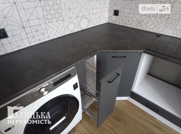 Продажа двухкомнатной квартиры в Тернополе, на просп. Злуки, район Бам фото 1 Продажа двухкомнатной квартиры в Тернополе, на просп. Злуки, район Бам фото 1