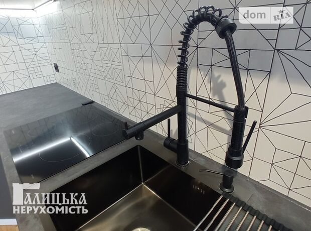 Продажа двухкомнатной квартиры в Тернополе, на просп. Злуки, район Бам фото 1 Продажа двухкомнатной квартиры в Тернополе, на просп. Злуки, район Бам фото 1