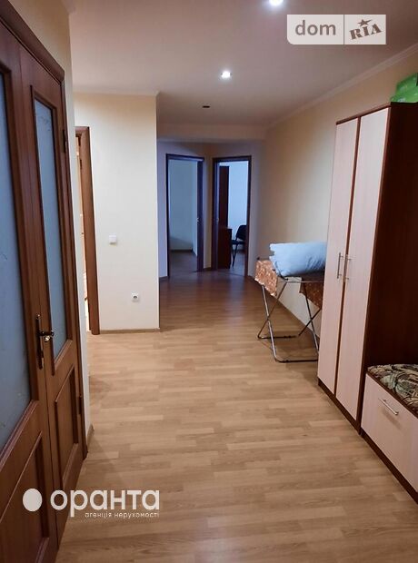 Продаж трикімнатної квартири в Тернополі, на просп. Злуки, район Ювілейний фото 1 Продаж трикімнатної квартири в Тернополі, на просп. Злуки, район Ювілейний фото 1