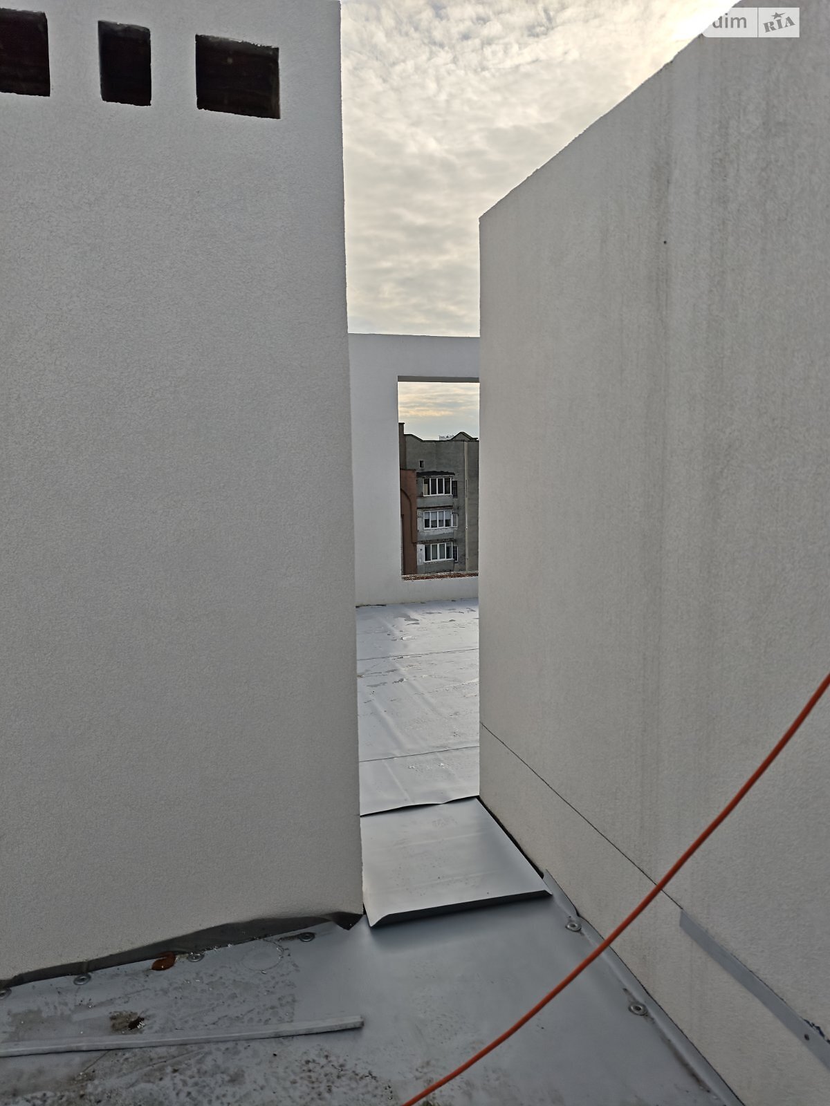 Продаж двокімнатної квартири в Тернополі, на вул. Сергія Короля 42, район Загребелля фото 1