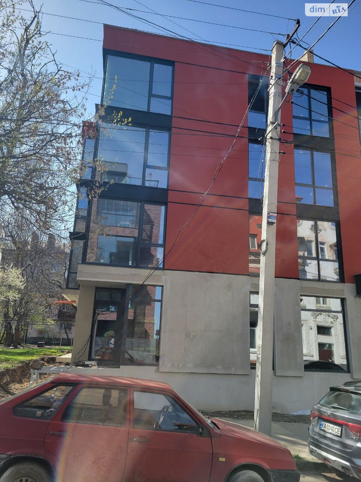 Продажа трехкомнатной квартиры в Тернополе, на ул. Над Ставом, район Замчище фото 1 Продажа трехкомнатной квартиры в Тернополе, на ул. Над Ставом, район Замчище фото 1