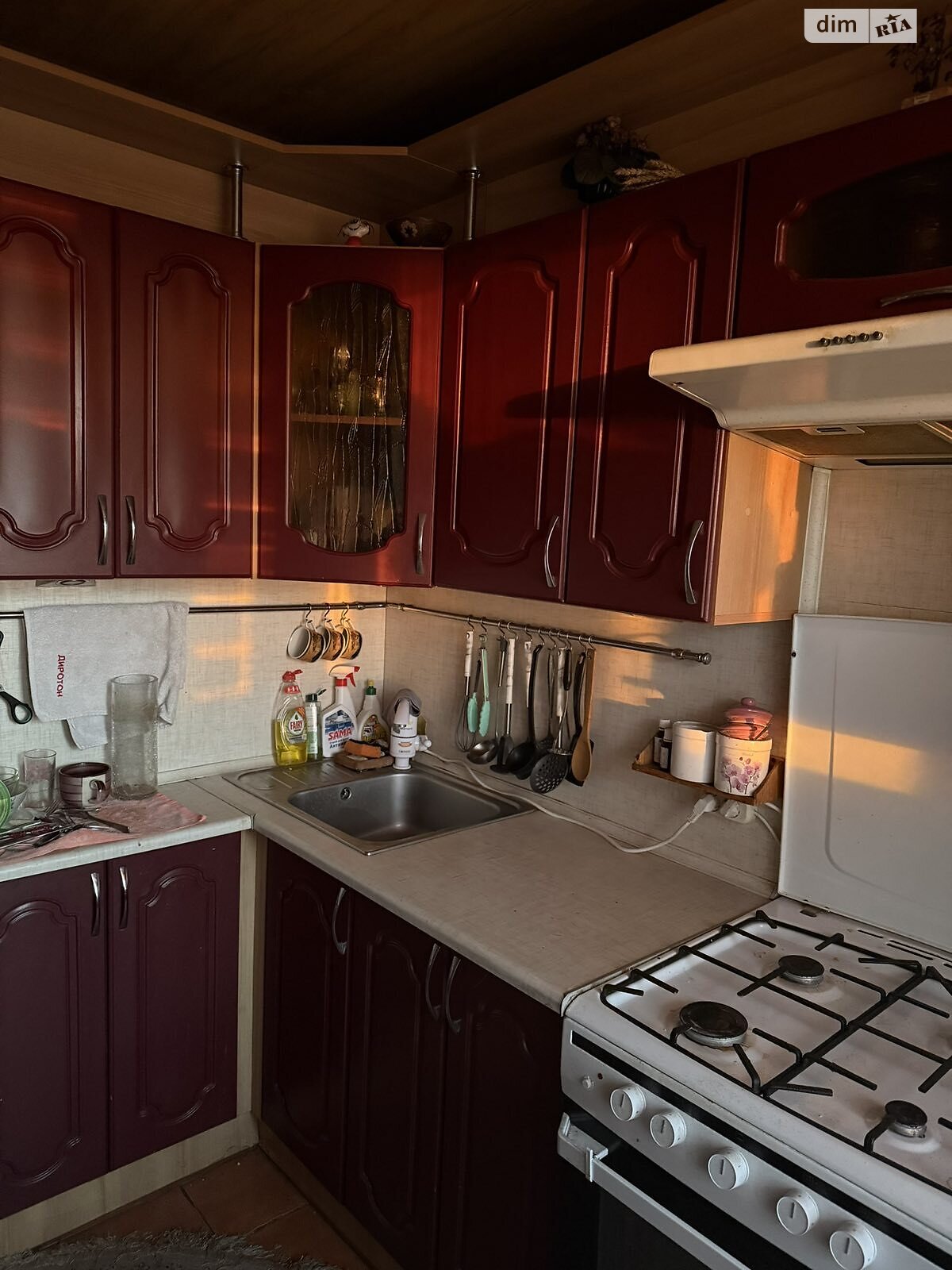 Продажа трехкомнатной квартиры в Терновке, на ул. Победы 9, фото 1 Продажа трехкомнатной квартиры в Терновке, на ул. Победы 9, фото 1