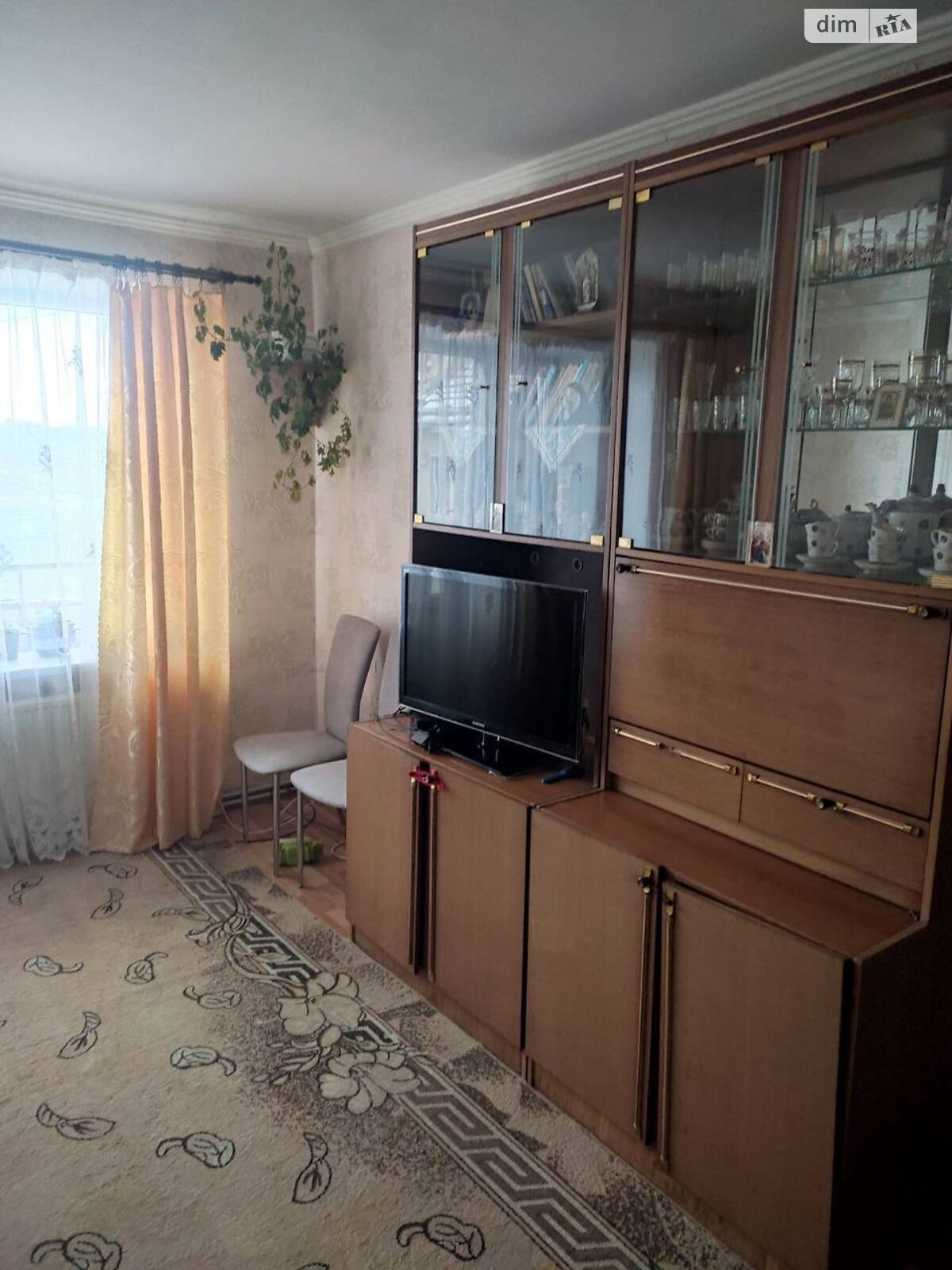 Продаж трикімнатної квартири в Тлумачі, на вул. Тараса Шевченка, фото 1 Продаж трикімнатної квартири в Тлумачі, на вул. Тараса Шевченка, фото 1