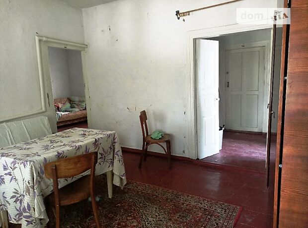 Продаж трикімнатної квартири в Тростянці на Жовтнева 4 район Тростянець фото 1 Продаж трикімнатної квартири в Тростянці на Жовтнева 4 район Тростянець фото 1