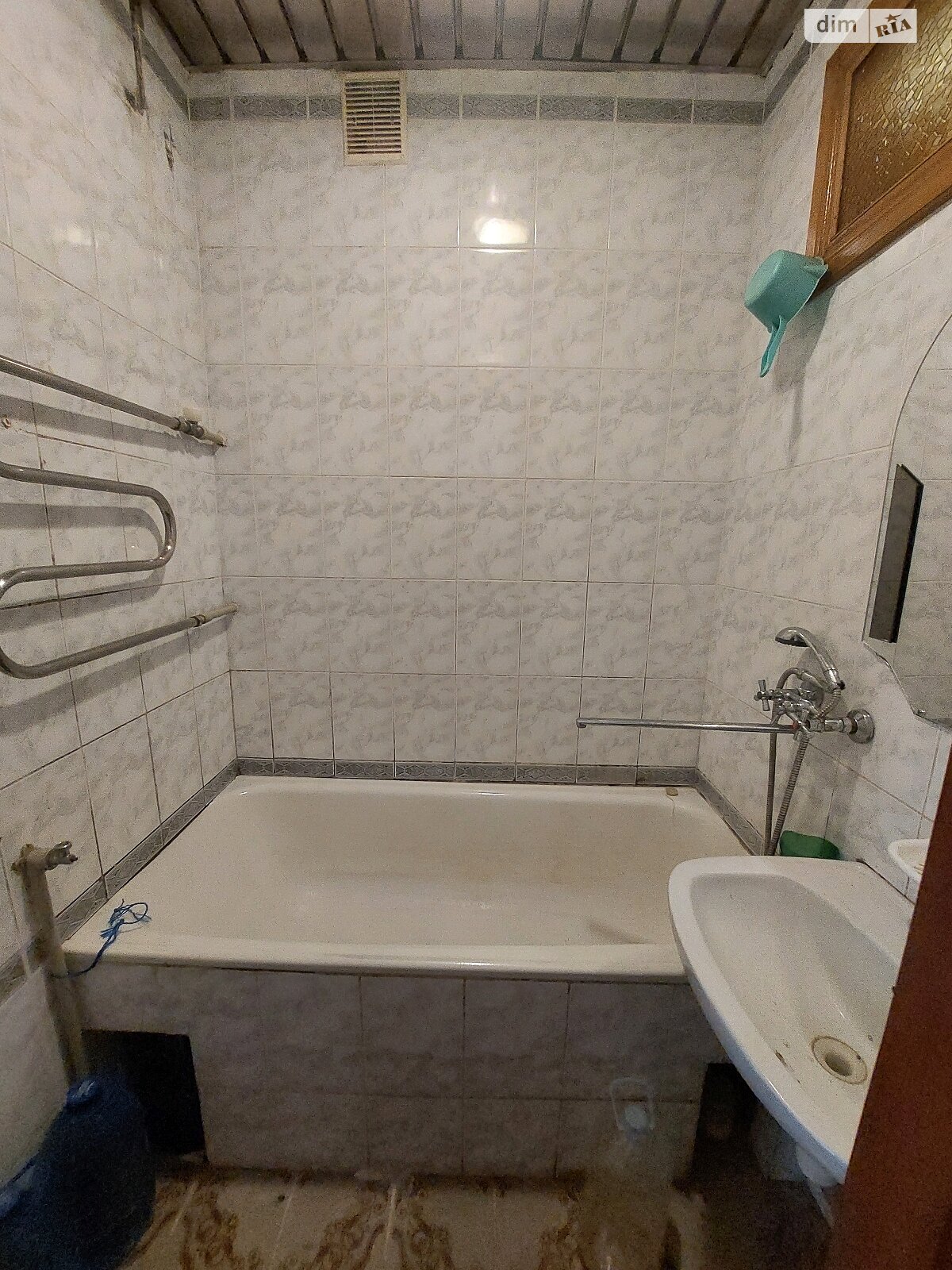 Продаж трикімнатної квартири в Трускавці, на вул. Данилишиних 7, фото 1 Продаж трикімнатної квартири в Трускавці, на вул. Данилишиних 7, фото 1