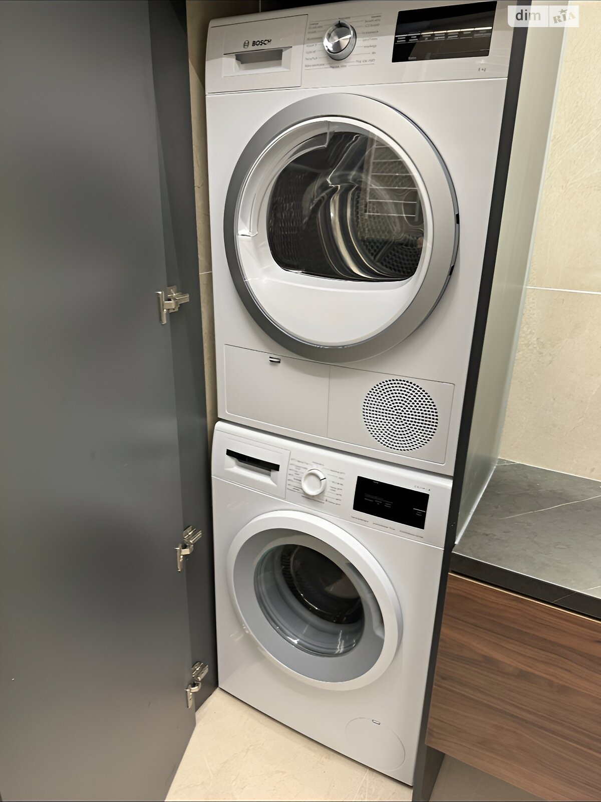 Продаж двокімнатної квартири в Трускавці, на вул. Івасюка Володимира 11, фото 1 Продаж двокімнатної квартири в Трускавці, на вул. Івасюка Володимира 11, фото 1