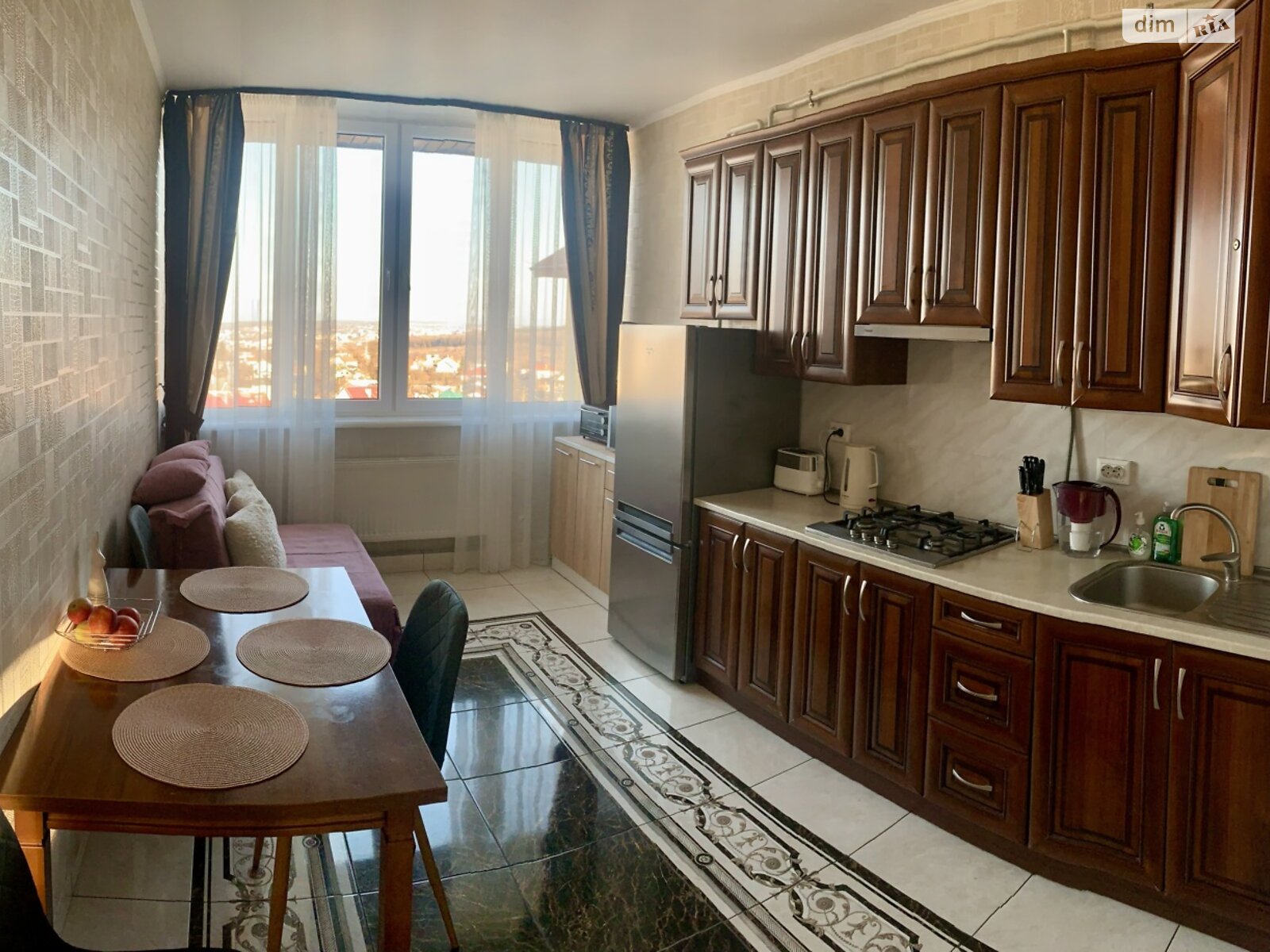 Продажа трехкомнатной квартиры в Трускавце, на ул. Помирецкая 9, фото 1 Продажа трехкомнатной квартиры в Трускавце, на ул. Помирецкая 9, фото 1