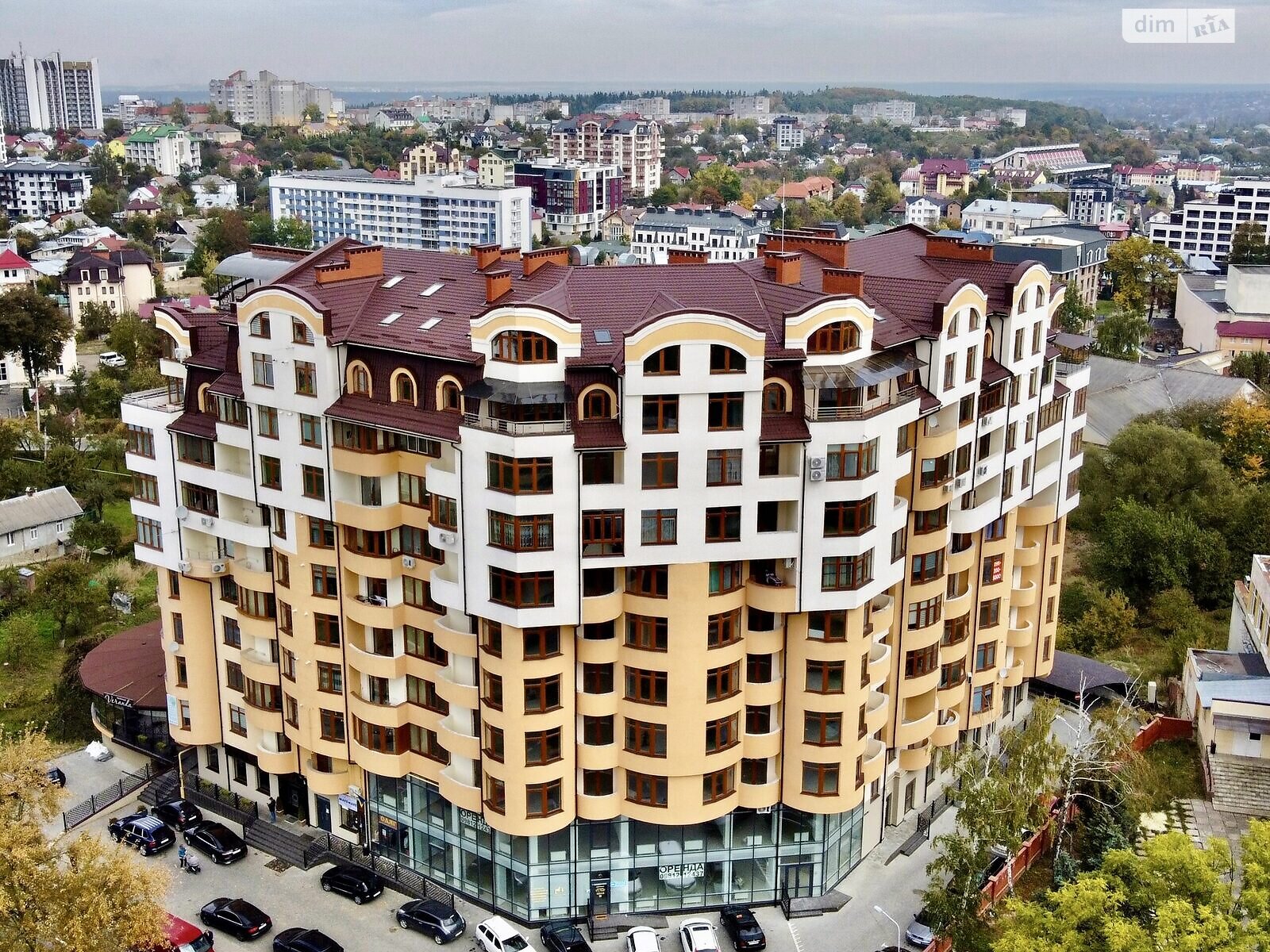 Продажа трехкомнатной квартиры в Трускавце, на ул. Роксоланы 16, фото 1