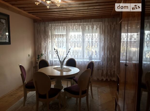 Продажа трехкомнатной квартиры в Тячеве, на Поповича район Тересва фото 1 Продажа трехкомнатной квартиры в Тячеве, на Поповича район Тересва фото 1