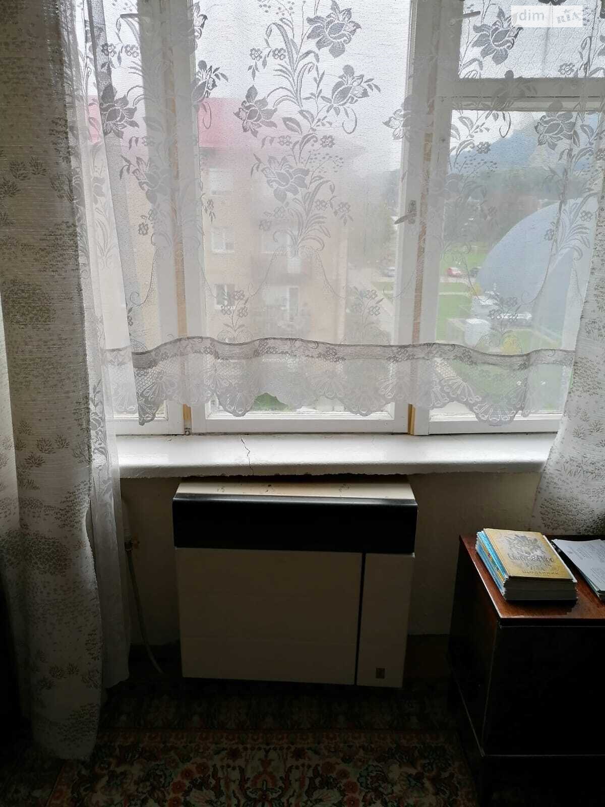 Продажа трехкомнатной квартиры в Тячеве, на ул. Степана Вайды 9, район Тячев фото 1