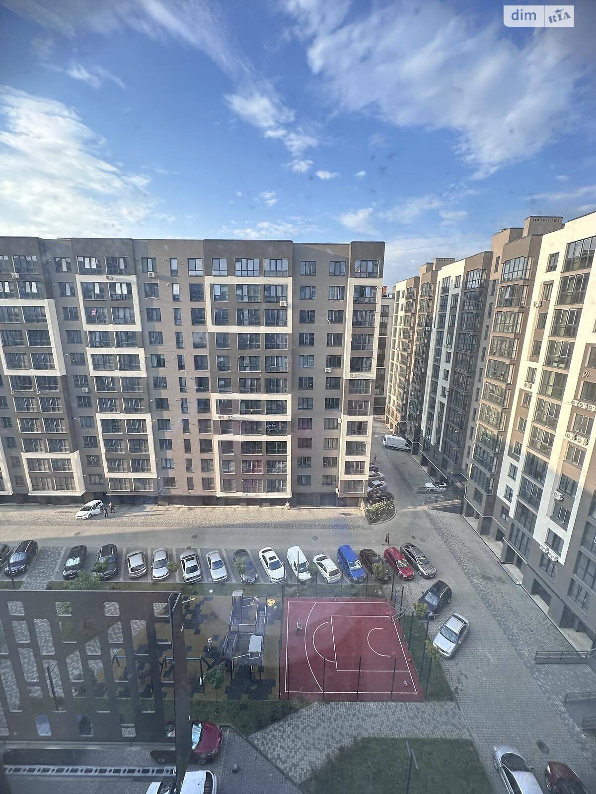Продажа трехкомнатной квартиры в Угорниках, на ул. Героев Николаева 129А, фото 1 Продажа трехкомнатной квартиры в Угорниках, на ул. Героев Николаева 129А, фото 1