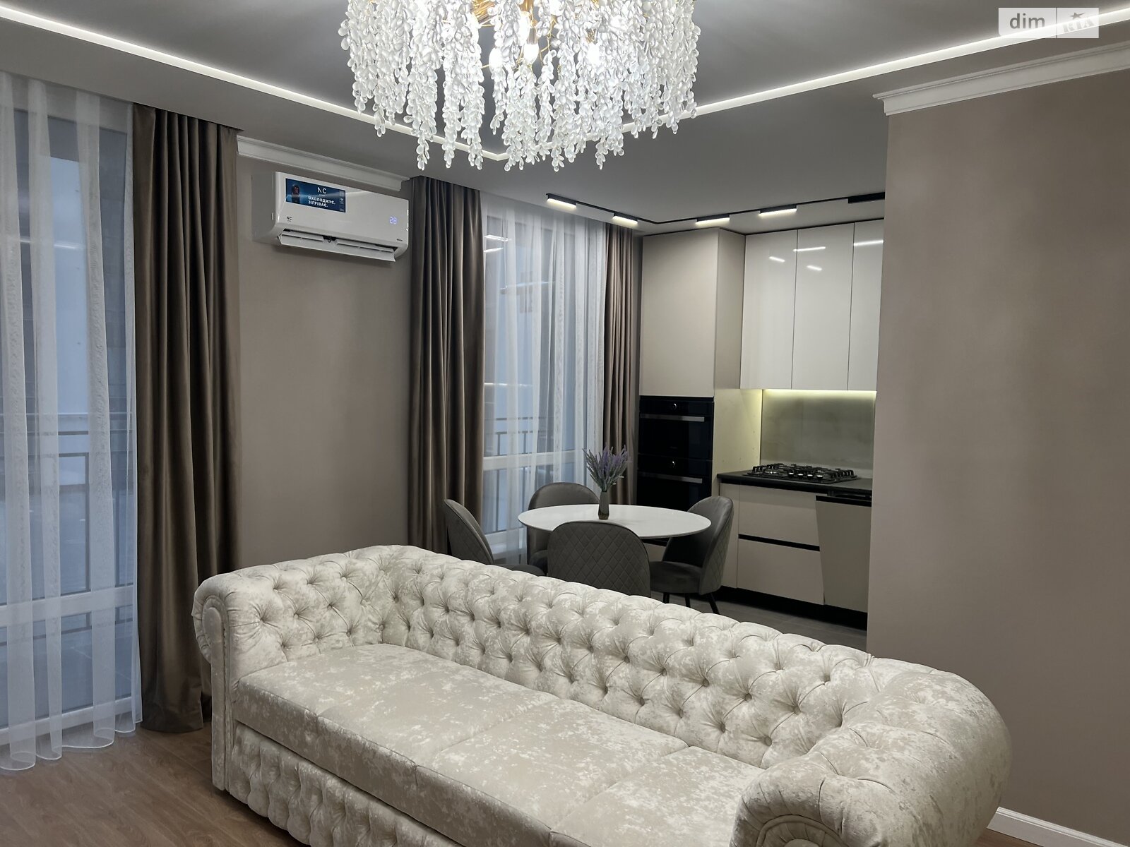 Продаж двокімнатної квартири в Угорниках, на вул. Героїв Миколаєва 129А, фото 1 Продаж двокімнатної квартири в Угорниках, на вул. Героїв Миколаєва 129А, фото 1