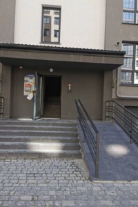 Продаж трикімнатної квартири в Угорниках, на вул. Героїв Миколаєва 129А корпус 10, фото 2