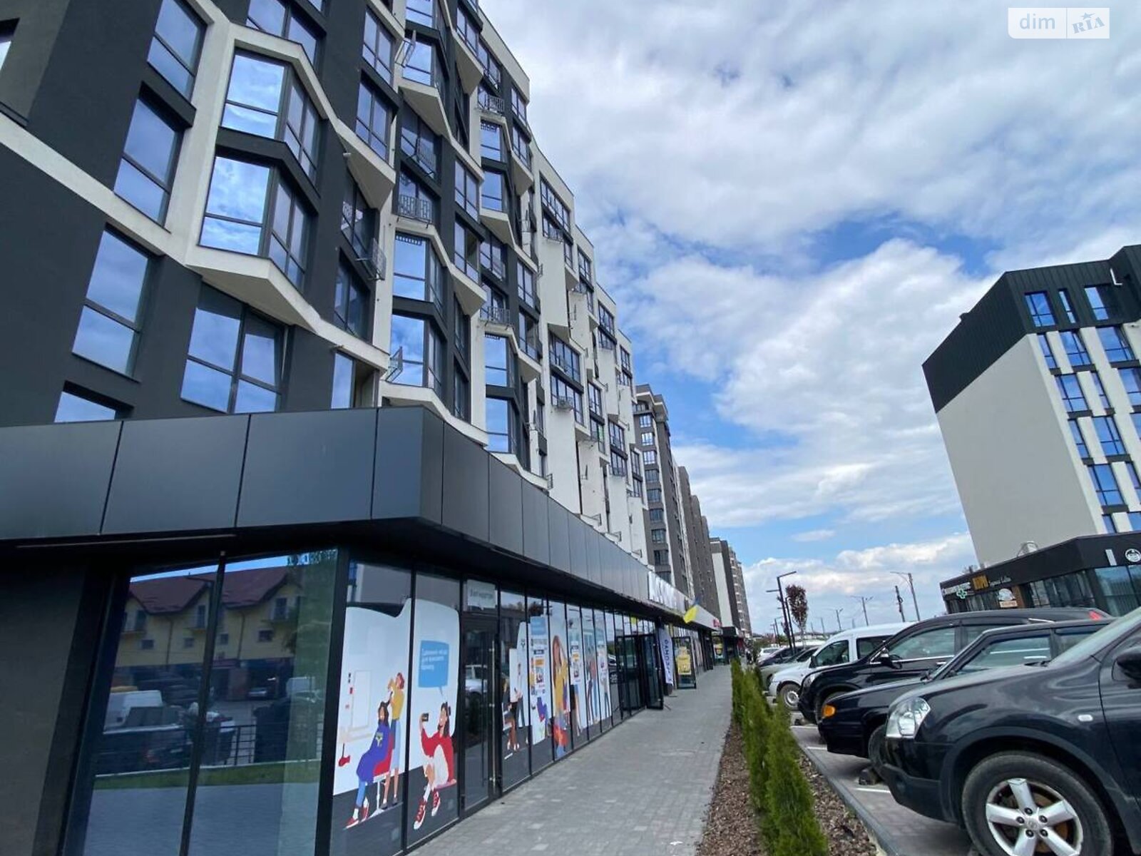 Продаж двокімнатної квартири в Угорниках, на вул. Героїв Миколаєва, фото 1 Продаж двокімнатної квартири в Угорниках, на вул. Героїв Миколаєва, фото 1