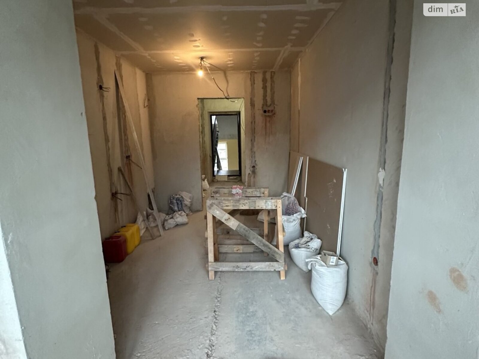 Продаж однокімнатної квартири в Угорниках, на вул. Героїв Миколаєва 129А, фото 1 Продаж однокімнатної квартири в Угорниках, на вул. Героїв Миколаєва 129А, фото 1