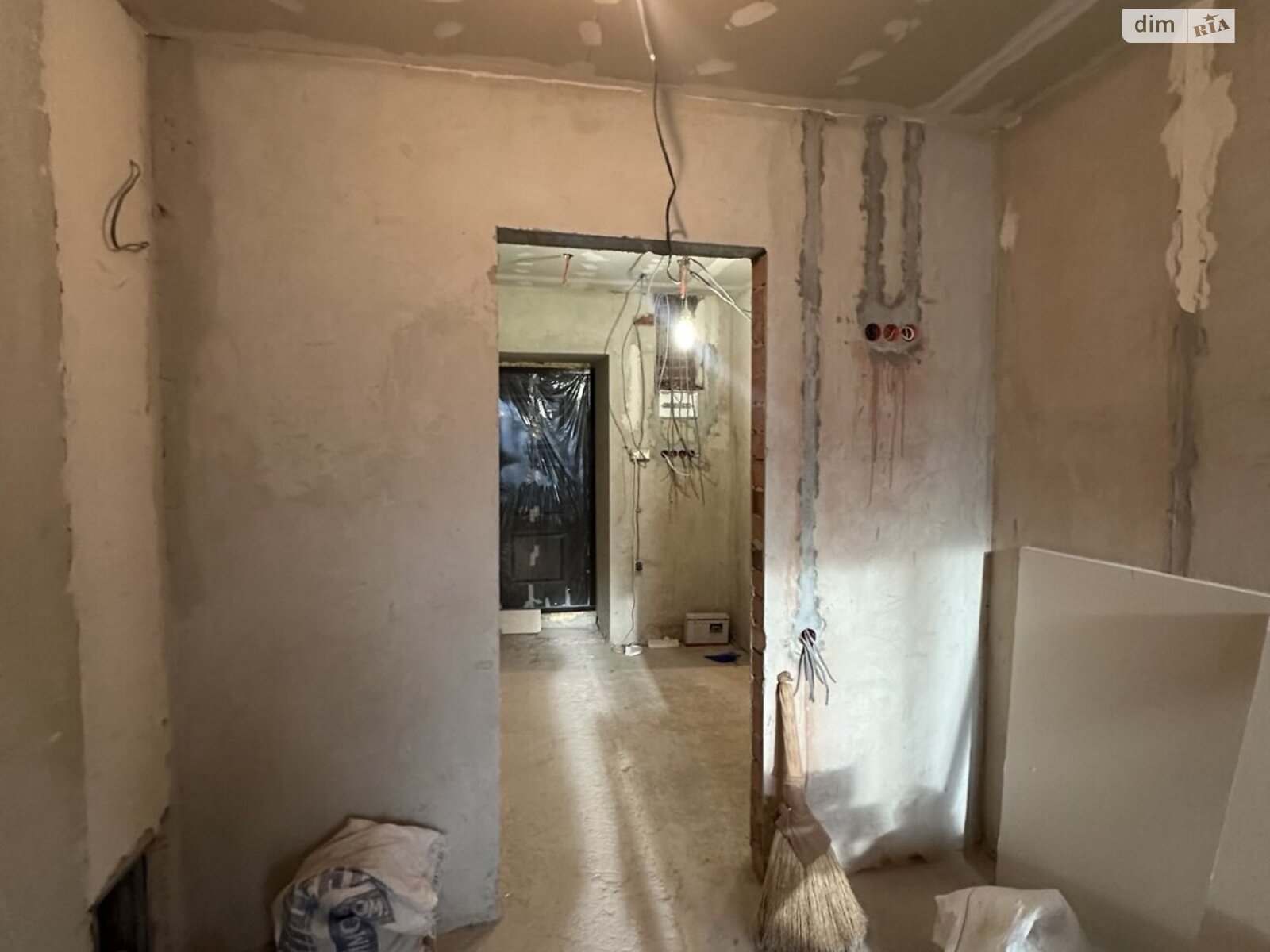 Продаж однокімнатної квартири в Угорниках, на вул. Героїв Миколаєва 129А, фото 1 Продаж однокімнатної квартири в Угорниках, на вул. Героїв Миколаєва 129А, фото 1