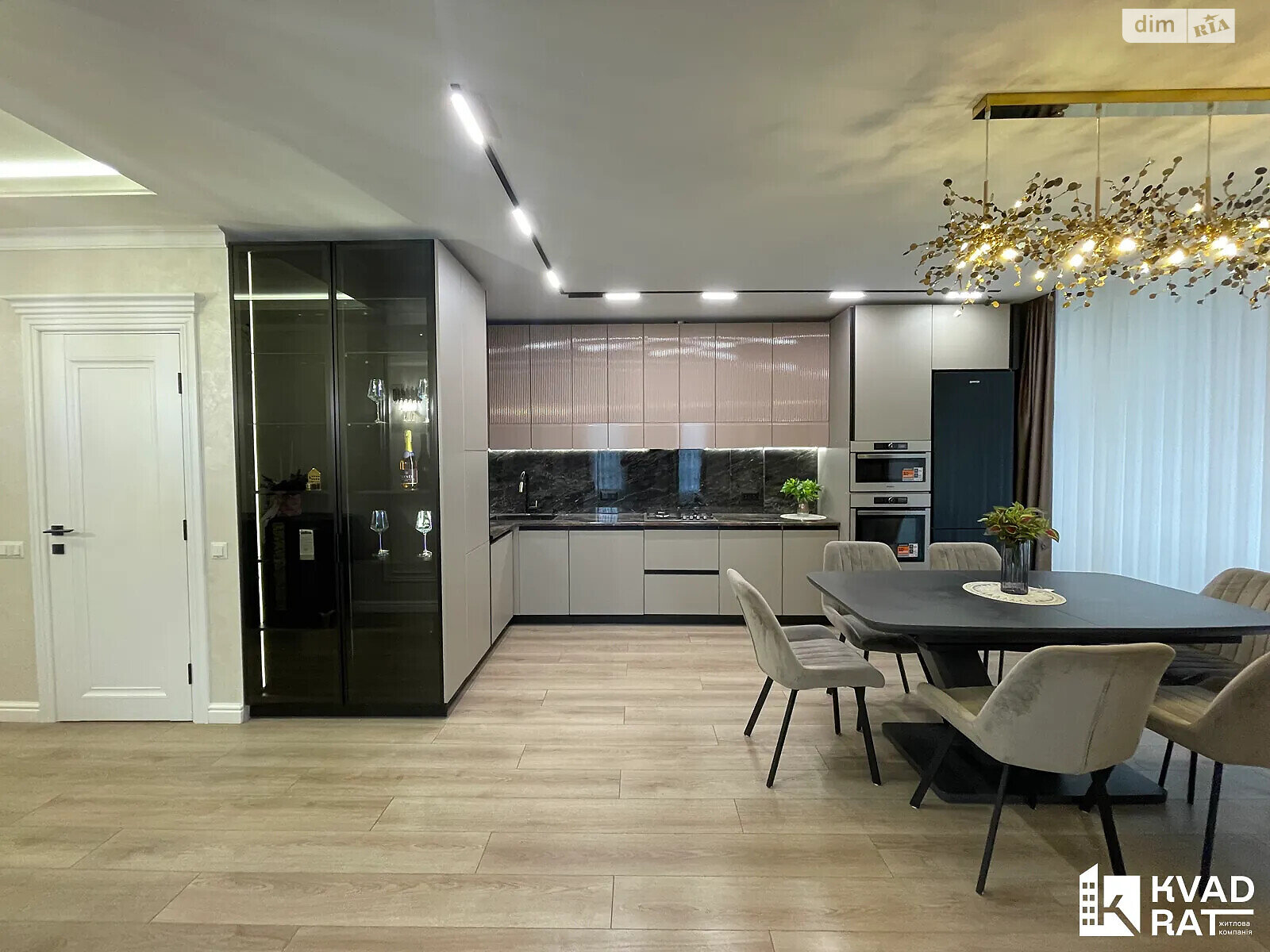 Продажа двухкомнатной квартиры в Угорниках, на ул. Героев Николаева 129А корпус 3, фото 1