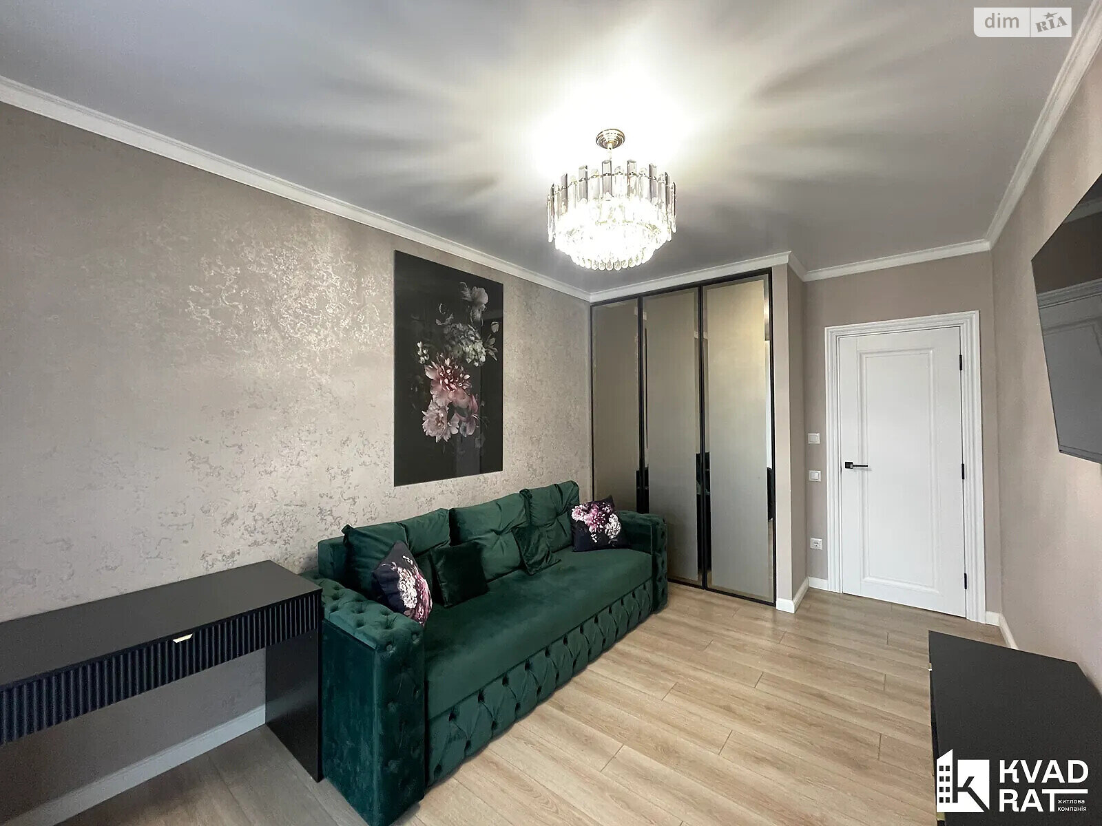 Продажа двухкомнатной квартиры в Угорниках, на ул. Героев Николаева 129А корпус 3, фото 1