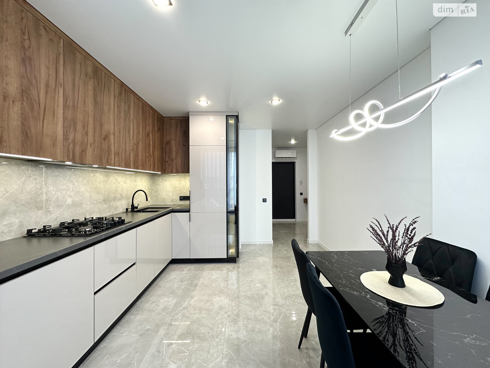 Продажа однокомнатной квартиры в Угорниках, на ул. Героев Николаева, фото 1 Продажа однокомнатной квартиры в Угорниках, на ул. Героев Николаева, фото 1